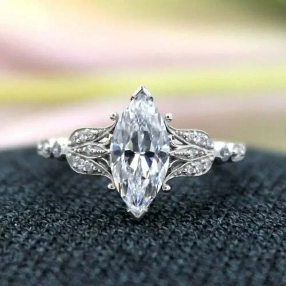 🌸Dainty Marquis Shiny Royal Court Carved Thin Noble Silver PlatedRingUNVN12266